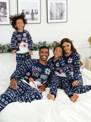 Passendes Familien-Pyjama-Set mit Schneemann-Grafikdruck