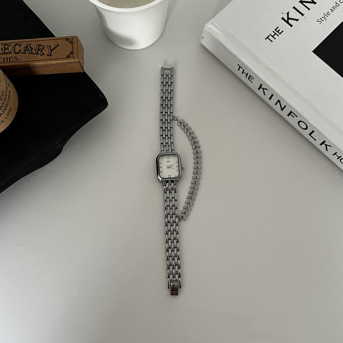 Reloj de cuarzo sencillo con pulsera