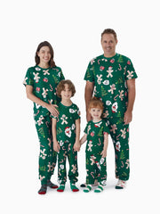 Conjunto de pijama navideño familiar con diseño de pan de jengibre y árbol de Navidad 