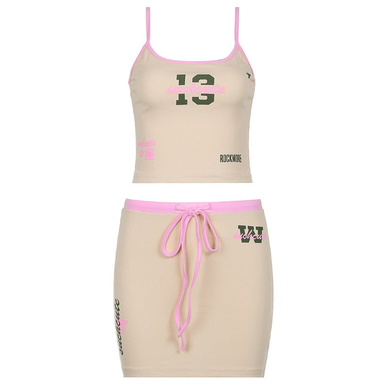 Two-Piece Set With Contrasting Colors