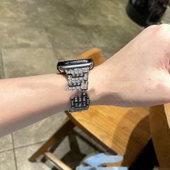 Correa de reloj de metal con tres cuentas y paso completo