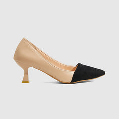 Pumps mit spitzem Stiletto