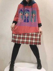 Midi-Sweatshirtkleid mit Kapuze und „Anatomy of Love Doll“-Print