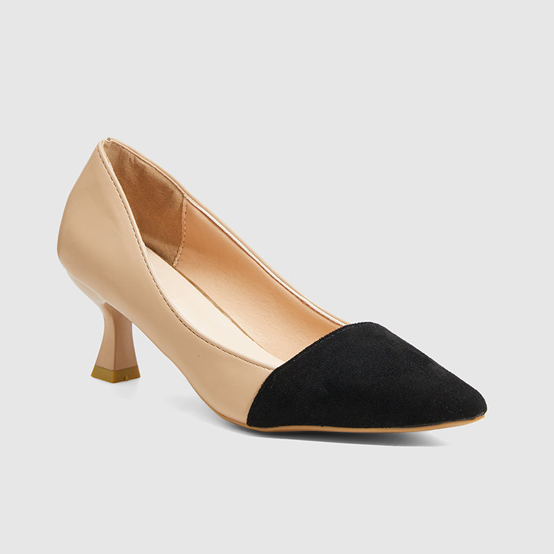 Pumps mit spitzem Stiletto