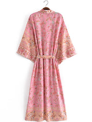 Kimono largo de algodón con estampado floral en color rosa para playa