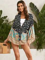 Kimono corto con estampado floral, color azul marino, de algodón, tipo kimono. 