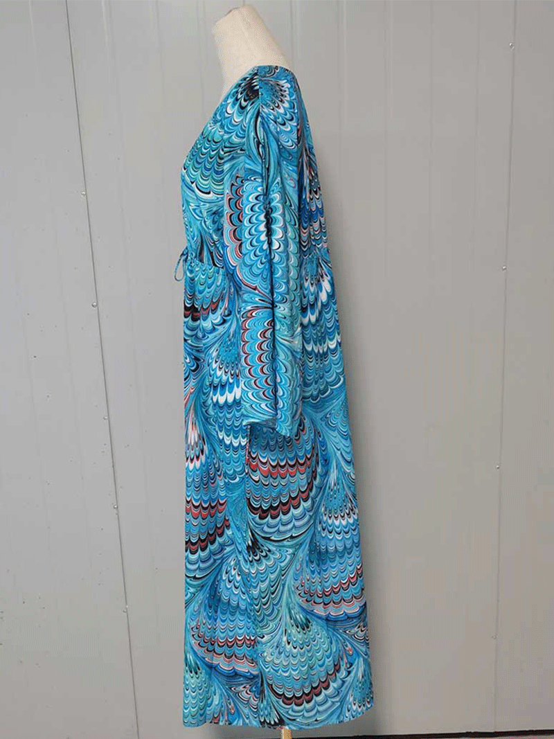 Bedruckter blauer Polyester-Kimono-Staubmantel in langer Länge