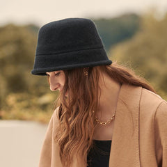 Sombrero cloche vintage minimalista