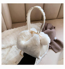 Flauschige Pompom-Handtasche