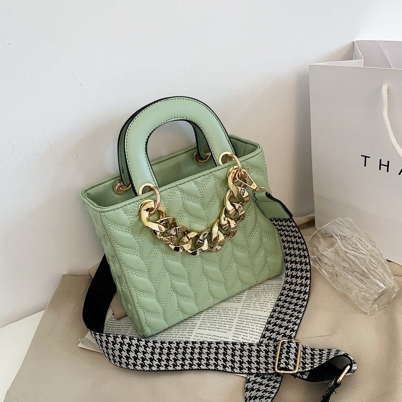 Quilted Handbag with Thick Gold Chains and Thick Straps
