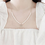 Maple Leaf Charm Pearl Necklace