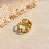 Gold Interlocked Links Ring