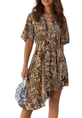 Asymmetrisches Kleid mit gemischtem Animalprint