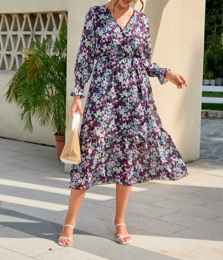 Vestido cruzado ligero con estampado floral 