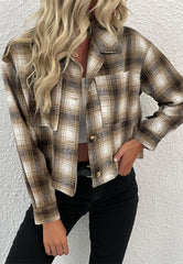 Chaqueta con botones y estampado de cuadros 
