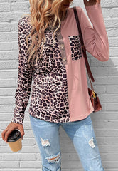 Top Henley de leopardo en dos tonos