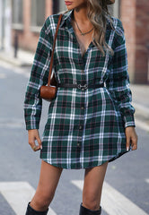 Vestido con botones y estampado de cuadros 