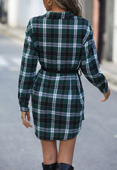 Vestido con botones y estampado de cuadros 