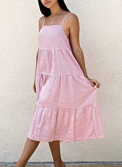 Vestido halter de lunares con capas