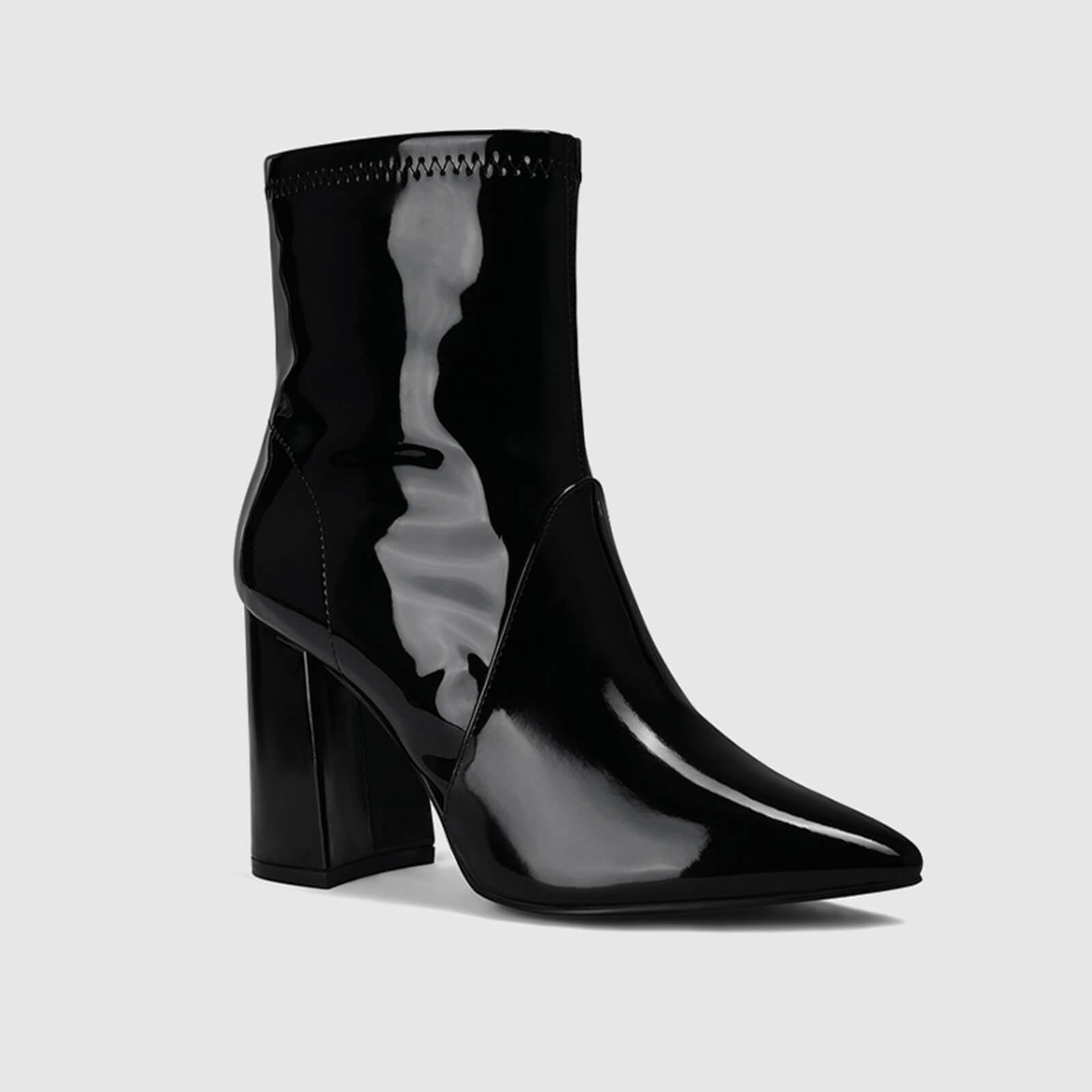 Botines de piel con tacón de bloque y cremallera lateral