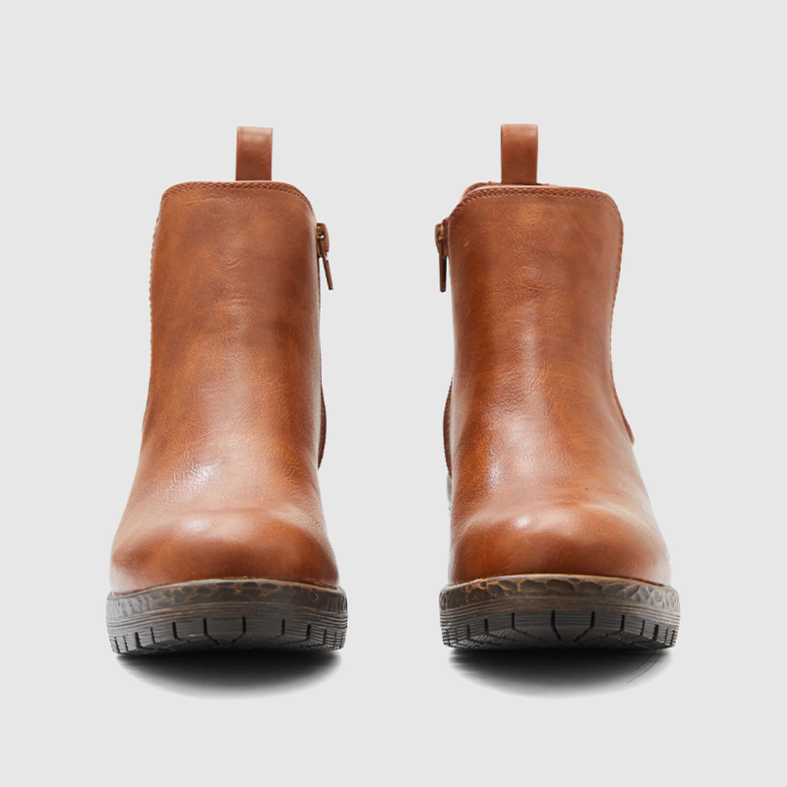 Botines Chelsea de tacón bajo estilo vintage 