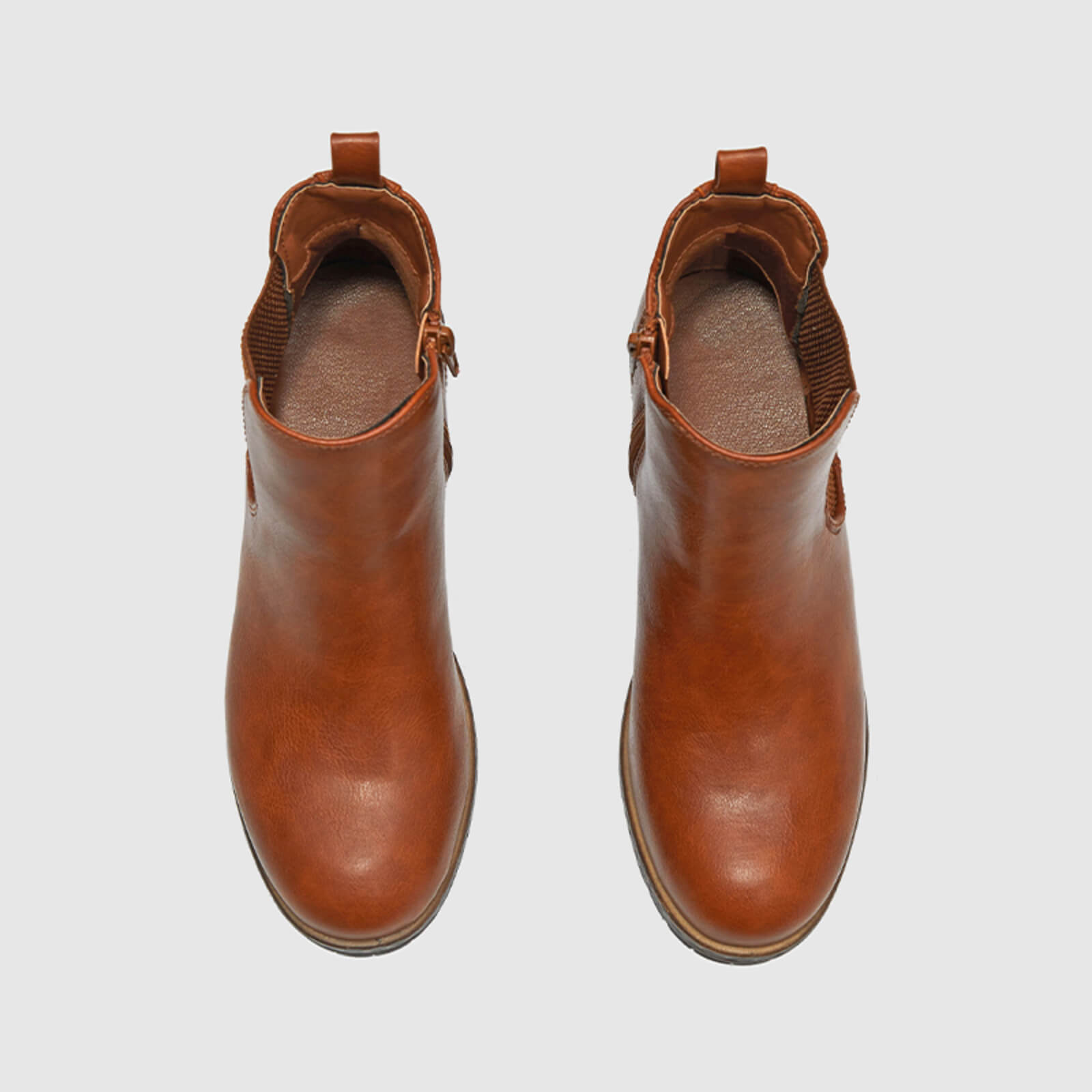 Botines Chelsea de tacón bajo estilo vintage 