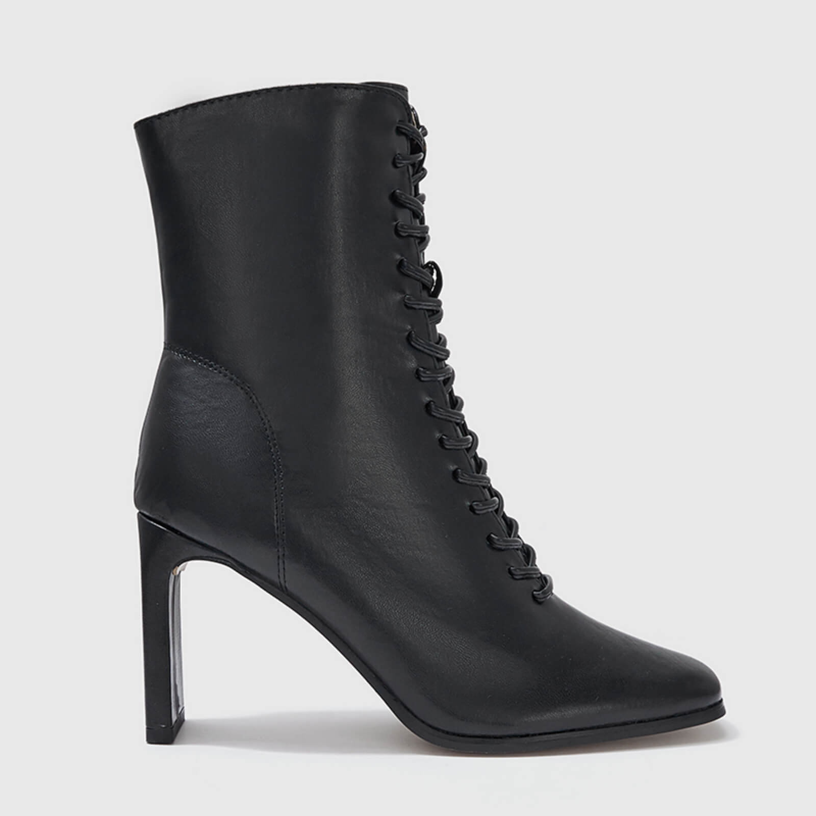 Botines elegantes con cordones y tacón de bloque fino 